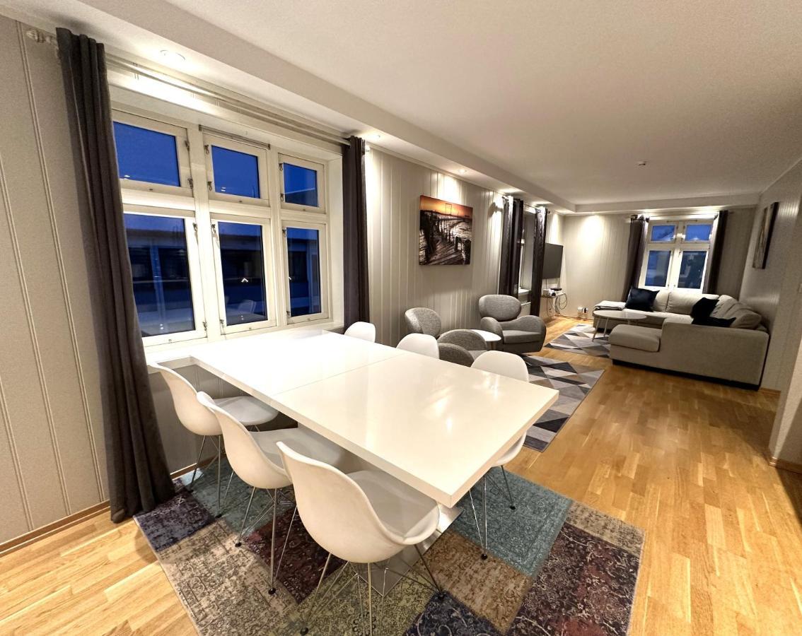 Stetind - Modern Apartment With Free Parking Narvik Esterno foto
