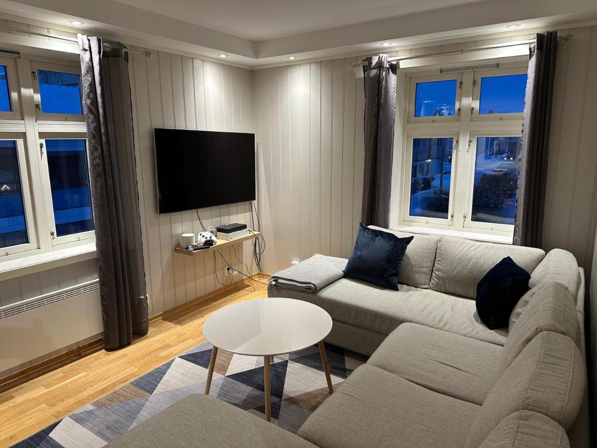 Stetind - Modern Apartment With Free Parking Narvik Esterno foto