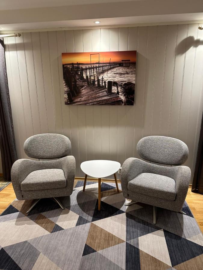 Stetind - Modern Apartment With Free Parking Narvik Esterno foto