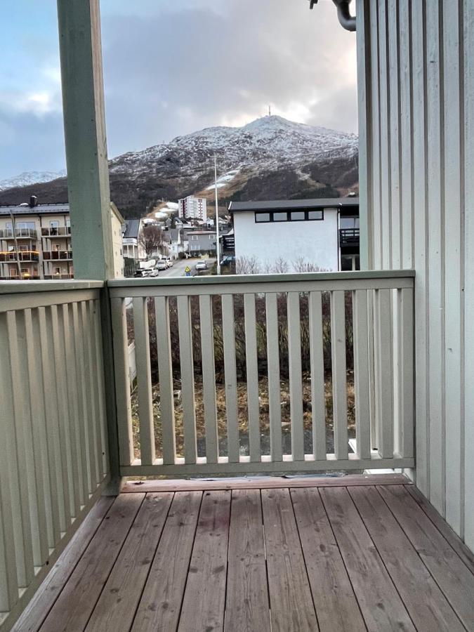 Stetind - Modern Apartment With Free Parking Narvik Esterno foto