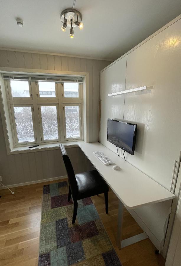 Stetind - Modern Apartment With Free Parking Narvik Esterno foto